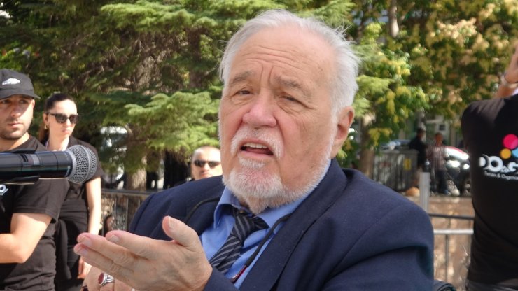 Mikrofonu Bozulan İlber Ortaylı: Bu İşler Kanun Nizam Yazmakla Olmuyor