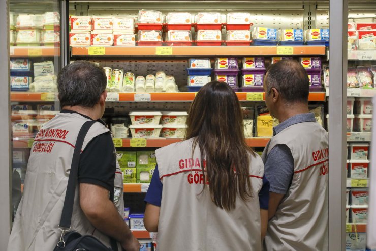 Antalya'daki 30 Bin Gıda İşletmesine 1 Ayda 45 Bin Denetim