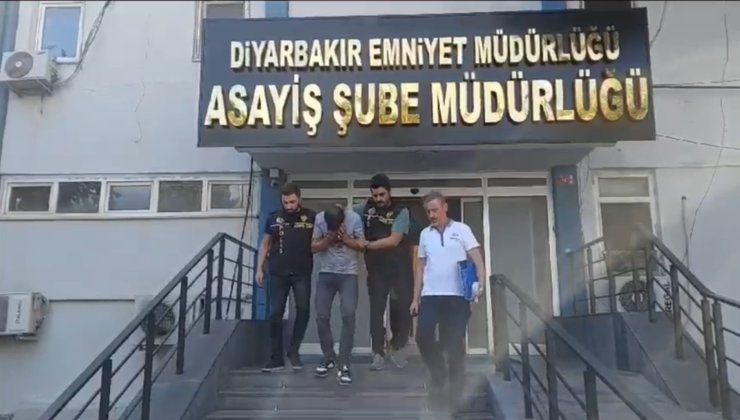 Atm'lerde Yardım Bahanesiyle 13 Kişinin Kartını Çalıp, Dolandan Şüpheli Yakalandı