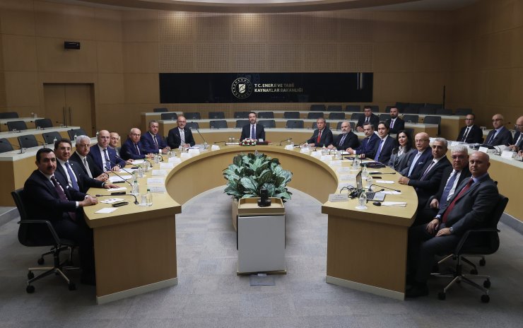 Bakan Bayraktar, Madencilik Sektörünün Temsilcileriyle Buluştu