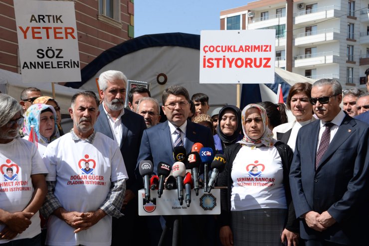 Bakan Tunç: Diyarbakır Anneleri Teröre Karşı Net Bir Mesaj Verdi