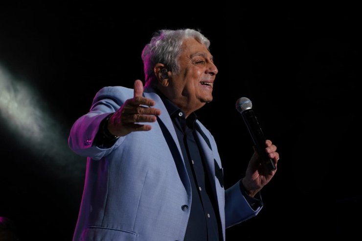 Enrico Macias Çeşme Festivali Kapsamında Konseri Verdi