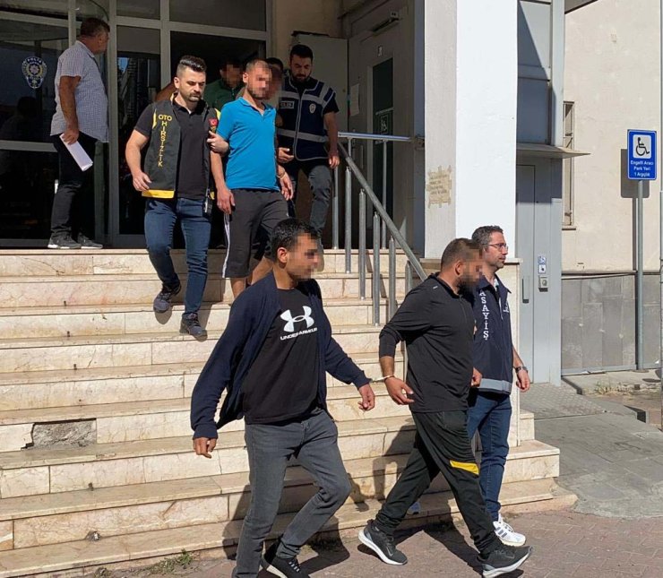 Kayseri'de Hırsızlıktan Aranan 20 Kişi Yakalandı