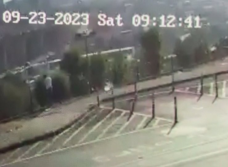 Bayrampaşa'da Yaslandığı Tel Çit Koptu: 10 Metreden Düşerek Hayatını Kaybetti