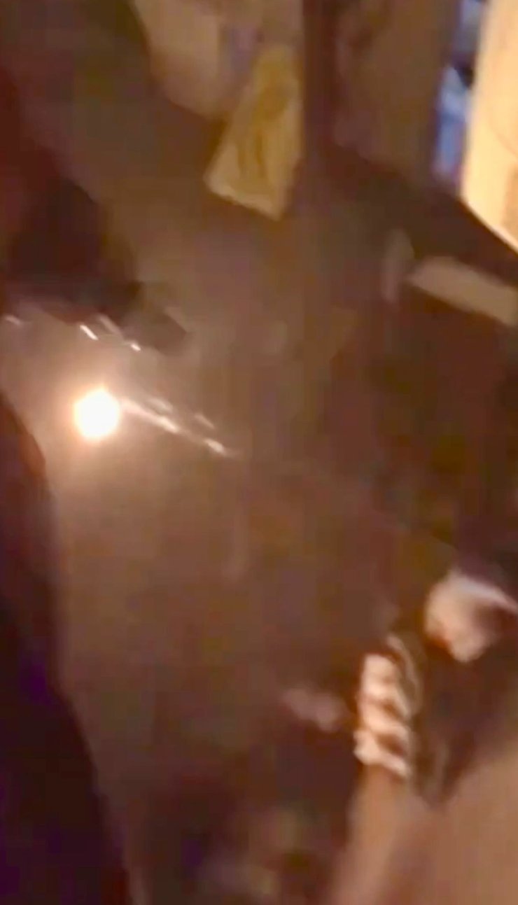 Tartıştığı Husumetlisini Pompalı Tüfekle Vurduğu Anı Cep Telefonu Kamerasıyla Kayda Aldı