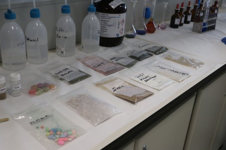 Ticaret Bakanlığı'nın Kriminal Laboratuvarına Eroin Ve Mdma İçin De Akreditasyon