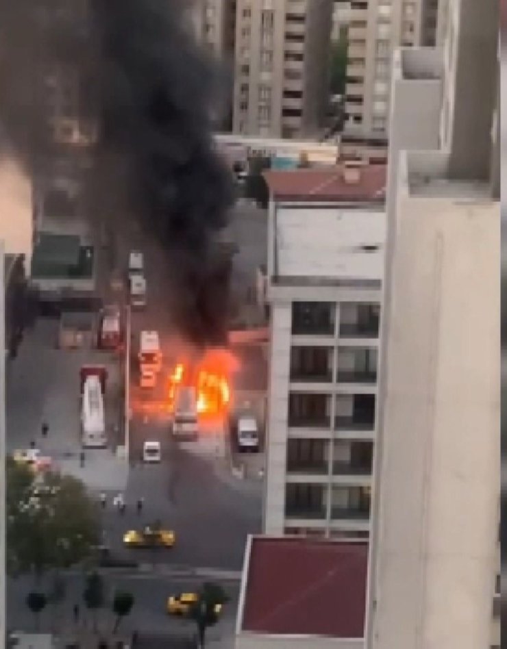 Esenyurt'ta Süt Tankerinde Yangın