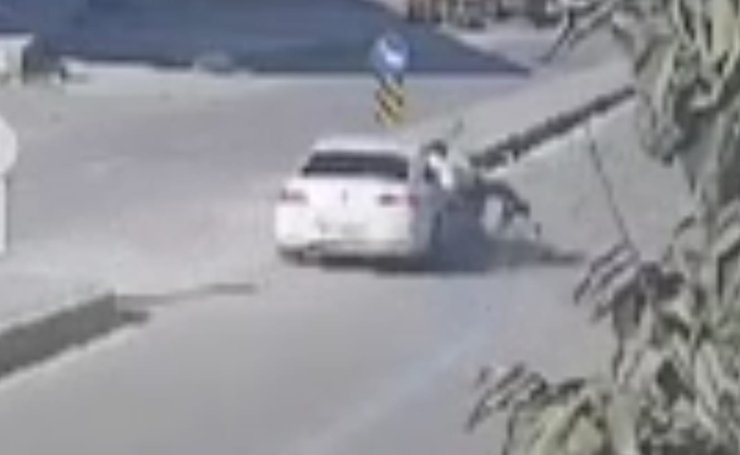 Otomobilin Çarptığı Bisikletli, Ağır Yaralandı