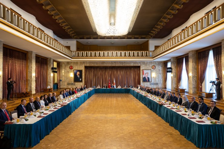 Tbmm Başkanı Kurtulmuş: Yeni Anayasa, Türkiye'nin Boynunun Borcudur