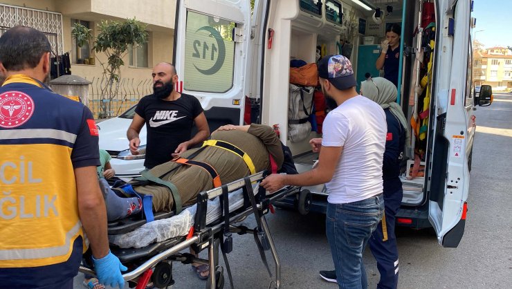 Çamaşır Asarken Balkondan Düşen 8 Aylık Hamile Kadın Yaralandı