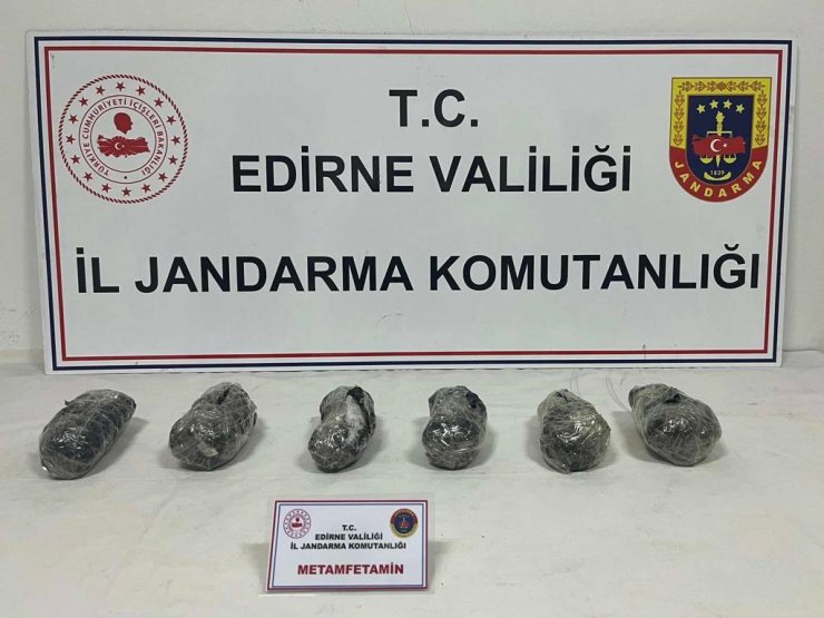 Edirne'de, Bulgaristan Plakalı Otomobilde 3 Kilo Metamfetamin Ele Geçirildi