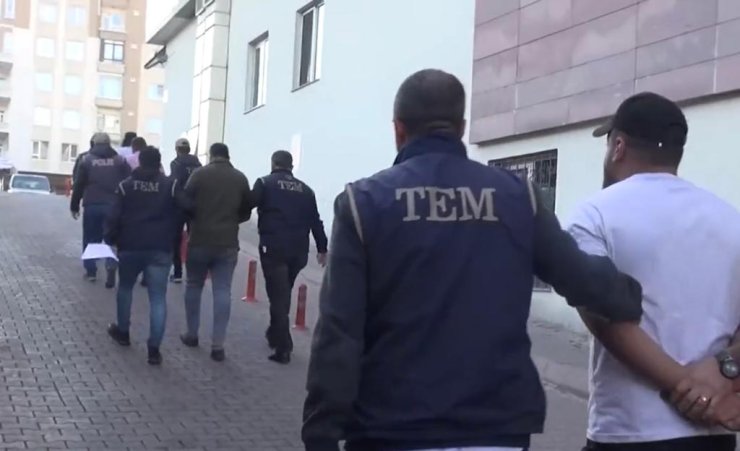 Kayseri'de Deaş Operasyonunda 8 Gözaltı