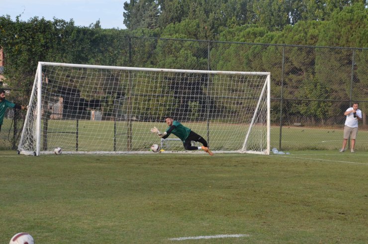 Sakaryaspor Sahasında Karşılaşacağı Eyüpspor Maçına Hazırlanıyor