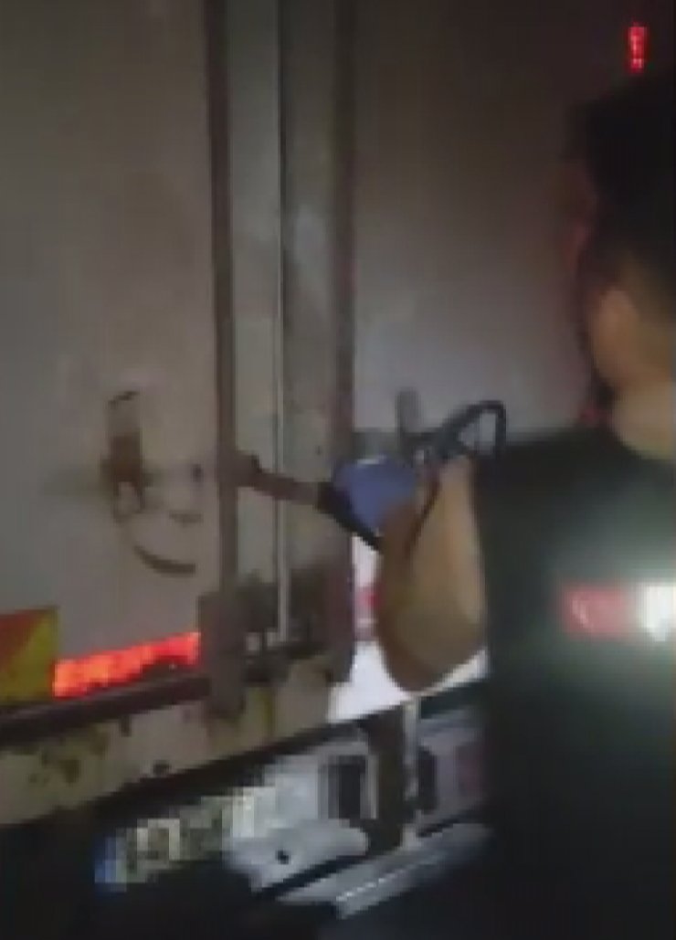 Sultangazi'de Denetim: 13'ü Çocuk 38 Kaçak Göçmen Yakalandı