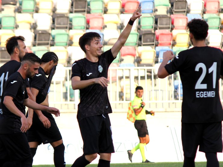 Bornova 1877 Kupada Da Kazandı