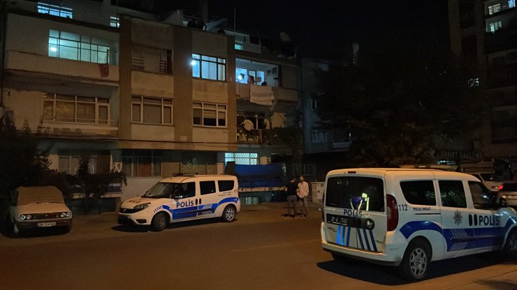 Çiçeklerine Bakmak İçin Çıktığı Damdan Düşüp Öldü