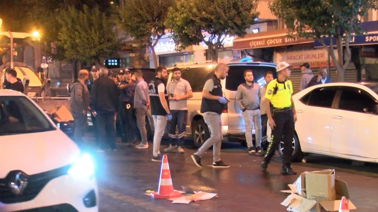 Esenler'de Motosikletin Çarptığı Kadın Ağır Yaralandı