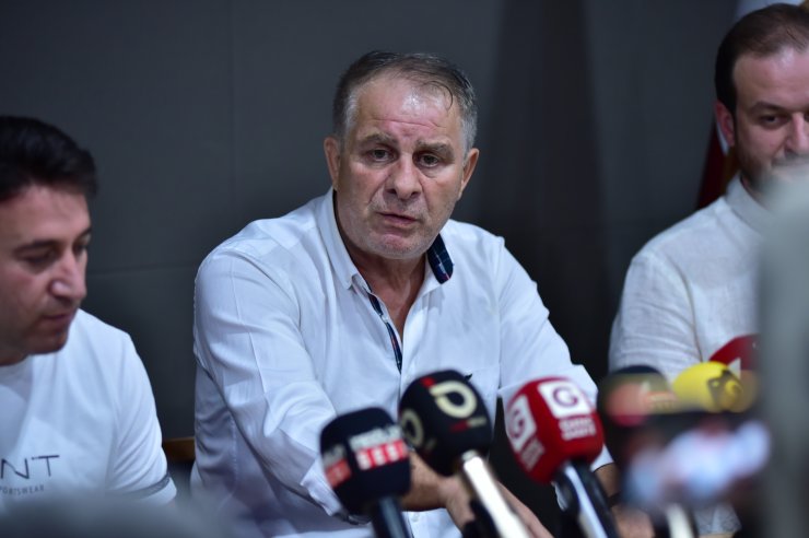 İnegölspor, Teknik Direktör Bahaddin Güneş İle Sözleşme İmzaladı