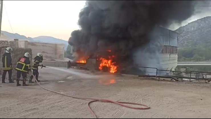 Amasya'da Asfalt Şantiyesinde Yangın