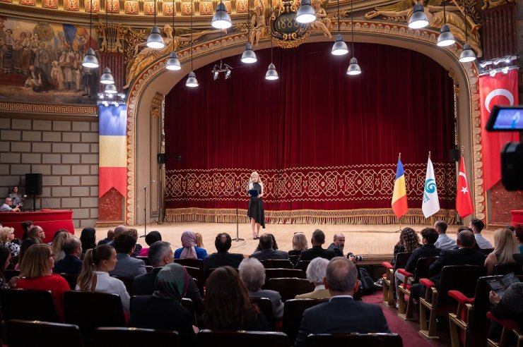 Bükreş'in Tarihi Simgelerinden Ateneul Român'da Cumhuriyetin 100. Yılı Kutlandı