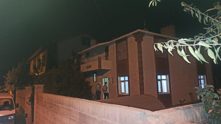 Kızının Dini Nikahlı Eşini Sopayla Döverek Öldürdü