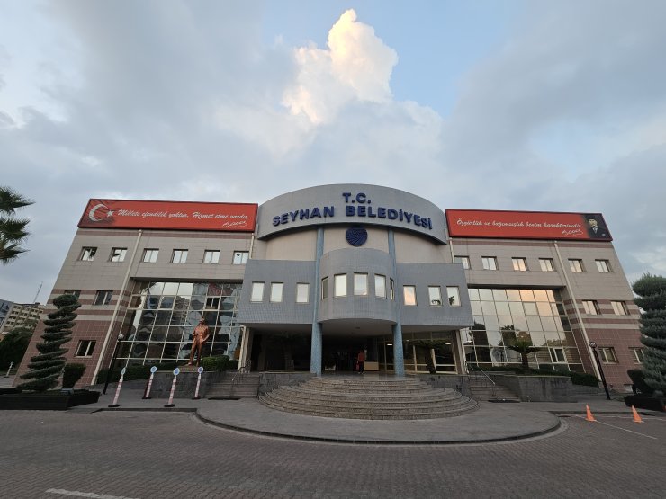 Adana'da, Seyhan Ve Çukurova Belediyelerine Rüşvet Operasyonu