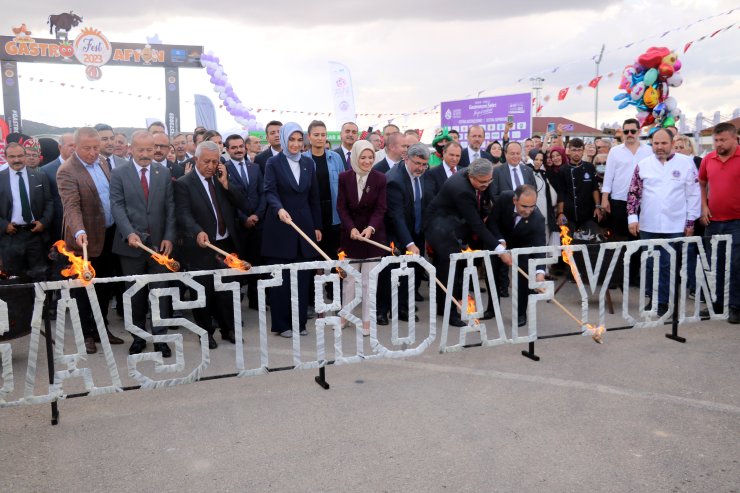 Bakan Göktaş: Üniversiteye, Eğitime Ve Gençlere Yatırım Geleceğe Yatırımdır (3)