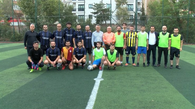 Hastane Çalışanları Kalp Sağlığı İçin Futbol Sahasında Ter Dökecek