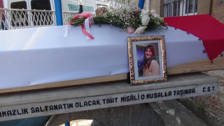 Oyuncu Seda Fettahoğlu, Memleketinde Toprağa Verildi