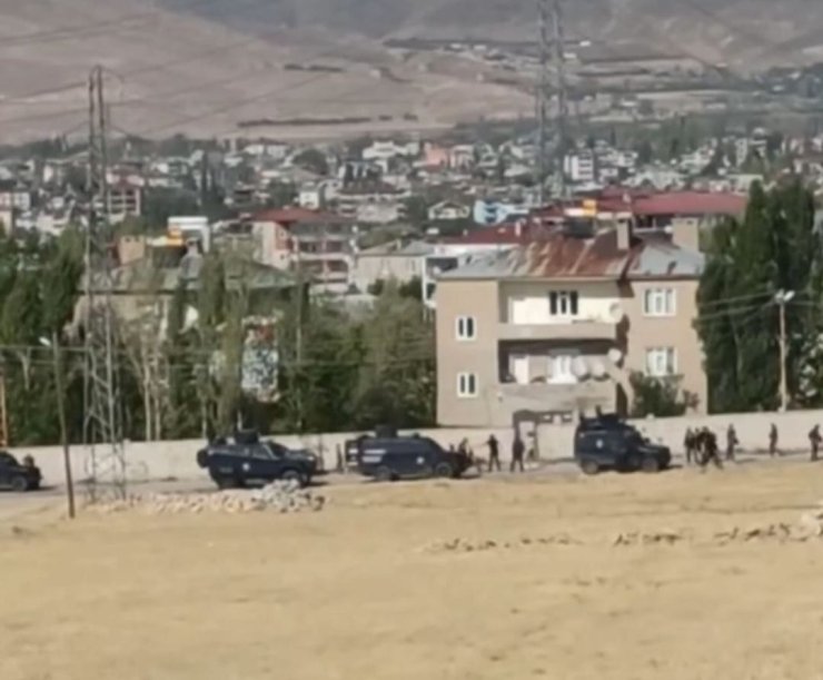 Van'daki Kavgada Gözaltı Sayısı 19'a Çıktı