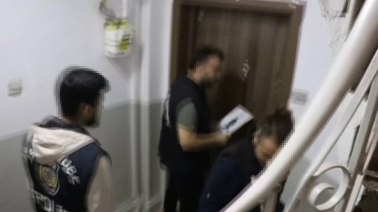 /fotoğrafla Yeniden/ Turistlere Eğlence Tuzağı: 26 Şüpheli Yakalandı