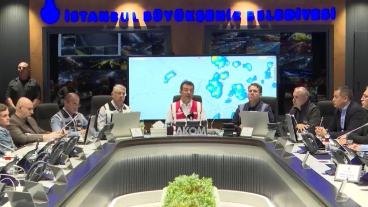 İbb Başkanı İmamoğlu Beklenen Sağanak Yağışla İlgili Vatandaşları Uyardı