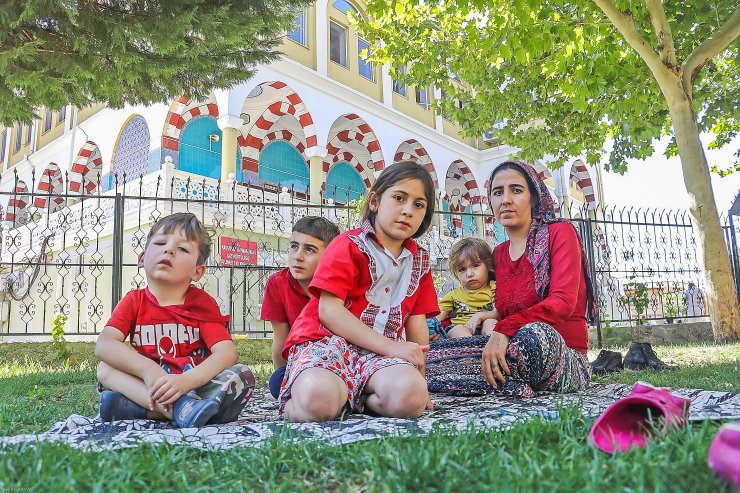 Kiralık Daire Bulamayınca Sokakta Kalan Aile, Misafirhaneye Yerleştirildi