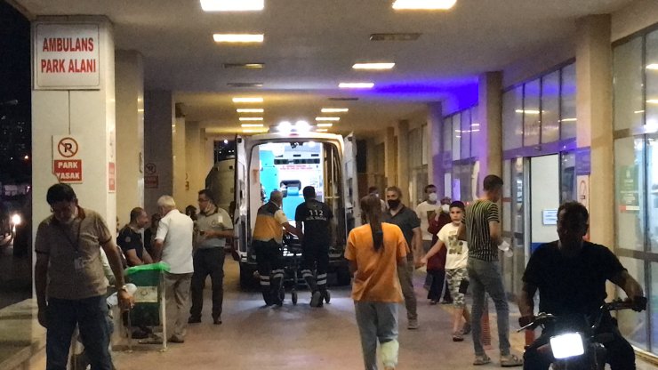 Birlikte Yaşadığı Kadını Sokak Ortasında Öldürdü