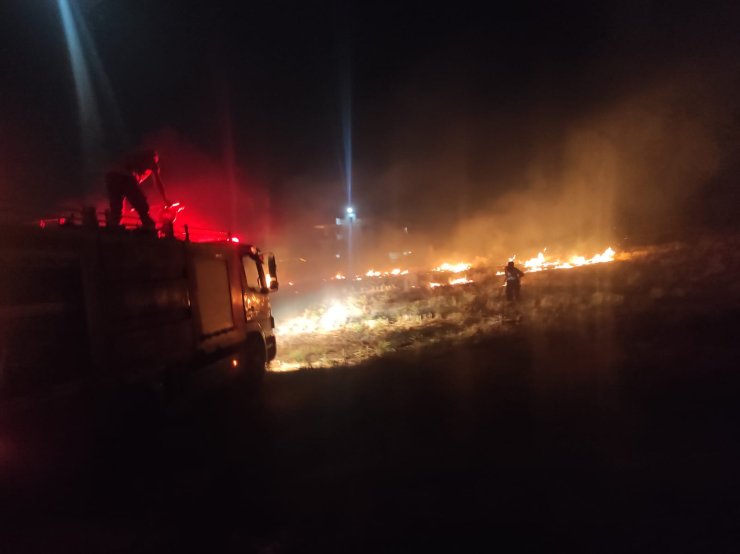 Siirt’te Anız Yangınında 500 Dönüm Alan Zarar Gördü