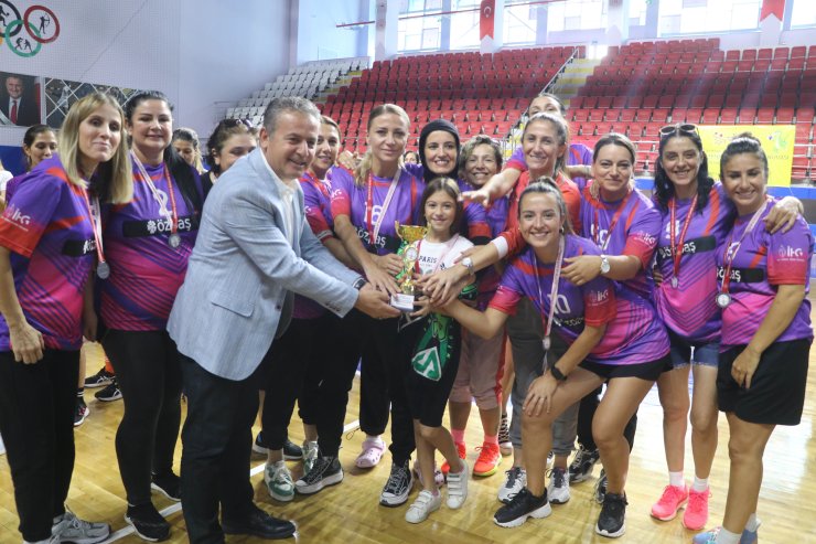 Ulusal Veteran Hentbol Turnuvası Sona Erdi