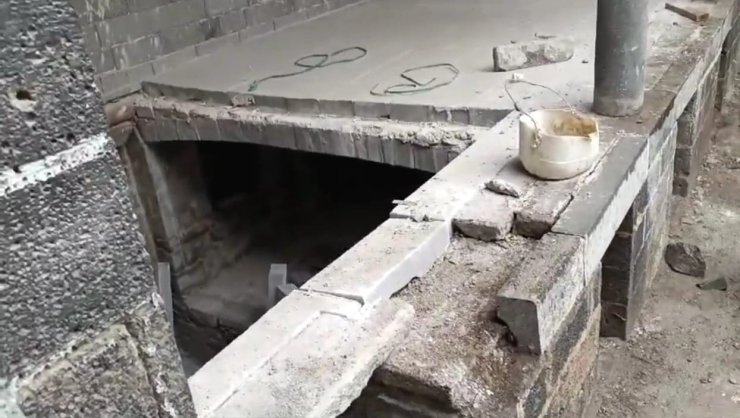 Restore Edilen Tarihi Yapıda Çökme: 2 İşçi Yaralı