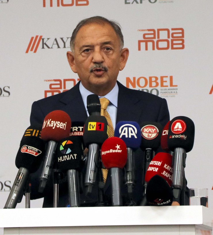 Bakan Özhaseki: Türkiye'deki Fayları Bilerek Hareket Etmek Lazım