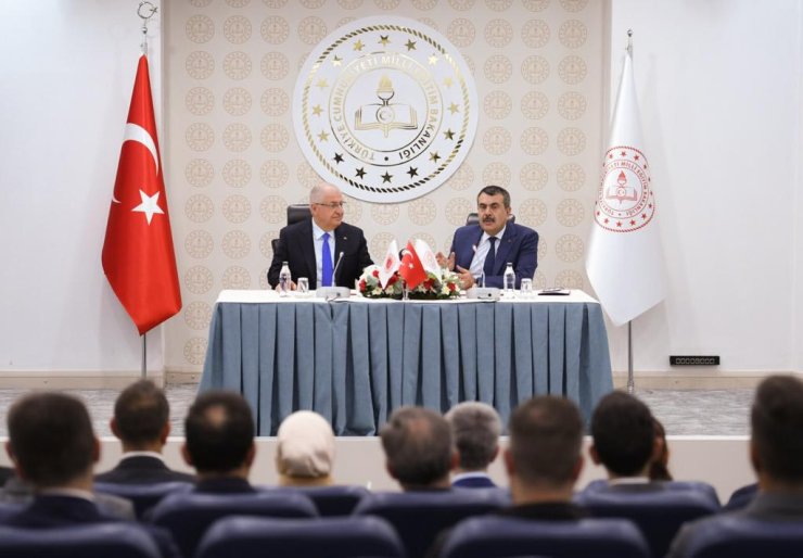 Meb İle Msb Arasında 'Mesleki Eğitim İş Birliği Protokolü' İmzalandı