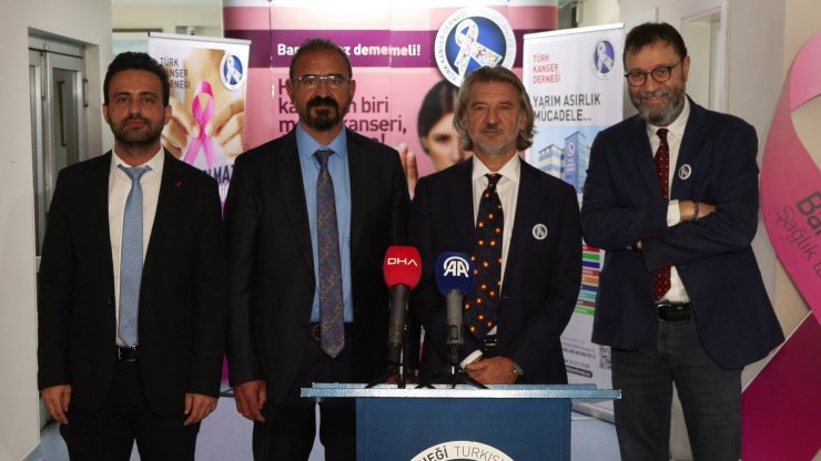 Türk Kanser Derneği'nden Meme Kanserine Erken Teşhis Çağrısı