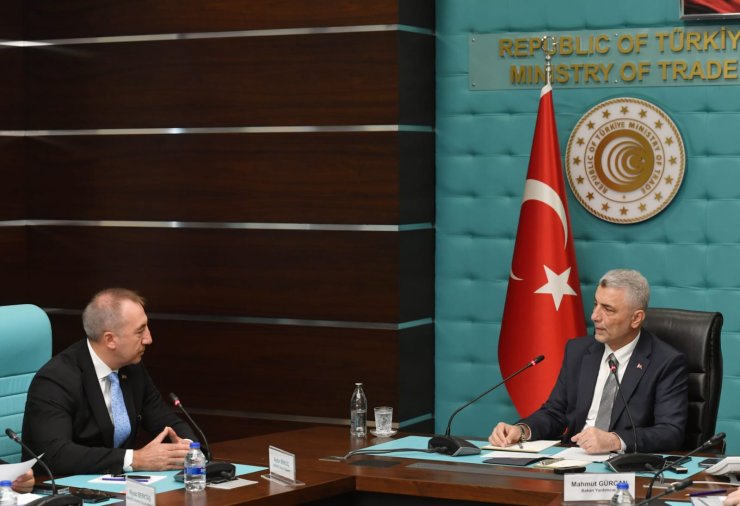 Bakan Bolat: Otomobil Fiyatları Yüzde 15 Düştü, Marketlerden De İndirim Bekliyoruz