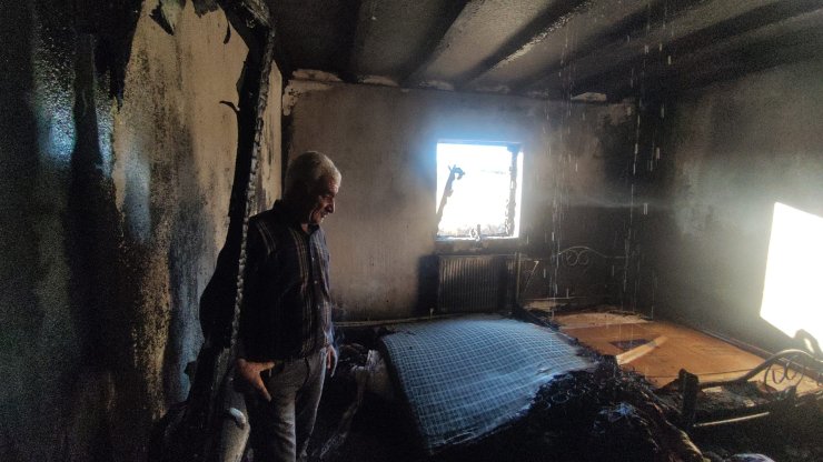 Bingöl’de Çıkan Yangında Ev Kullanılamaz Hale Geldi