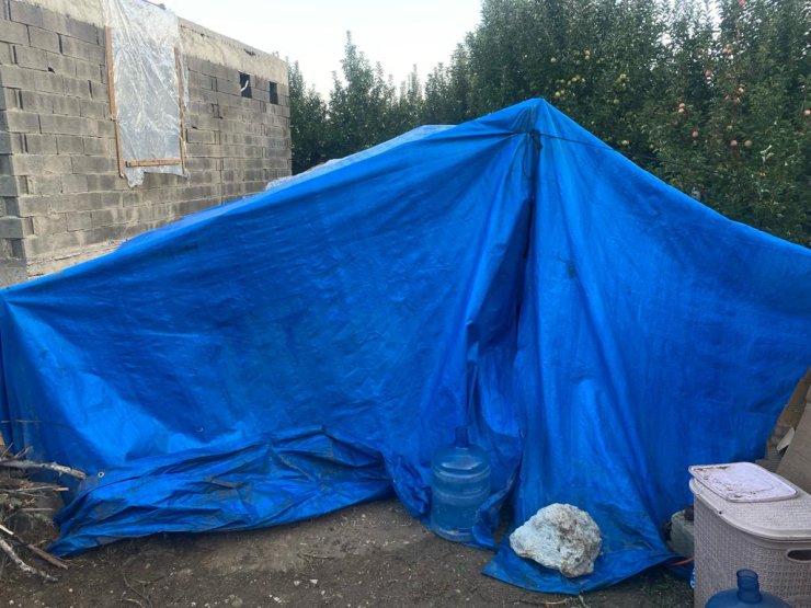 Çadırda Karbonmonoksitten Zehirlenen 4'ü Çocuk, 6 Kişi Hastanelik Oldu