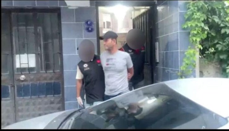 İzmir’deki Fetö Operasyonunda 16 Tutuklama