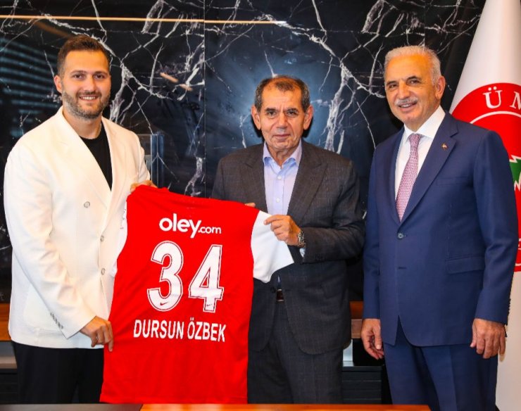 Galatasaray Kulübü Başkanı Dursun Özbek'ten Ümraniyespor'a Ziyaret
