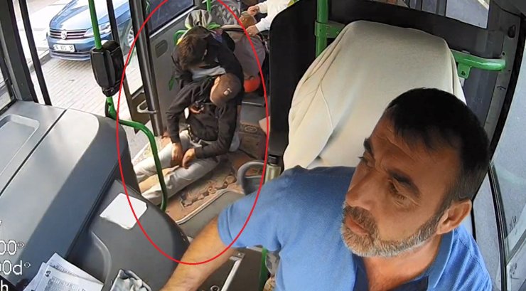 Halk Otobüsü Sürücüsü, Fenalaşan Yolcuyu Hastaneye Yetiştirdi