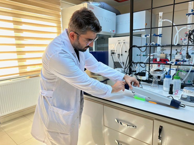 Cama Yapıştırılabilen Filmden Elektrik Üreten Projeye Patent Aldı