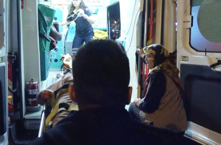 Eşiyle Pazar Alışverişinden Dönerken Otomobilin Çarpmasıyla Öldü