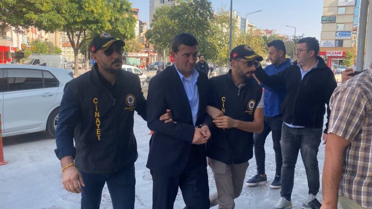 İlahiyat Fakültesinde Profesörü Vuran Sanık: Kendimi Korumak İçin Ateş Ettim