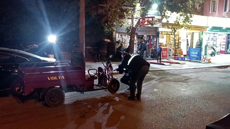 Husumetli Dünürlerinin Tüfekle Vurduğu Baba- Oğul, Yaralandı